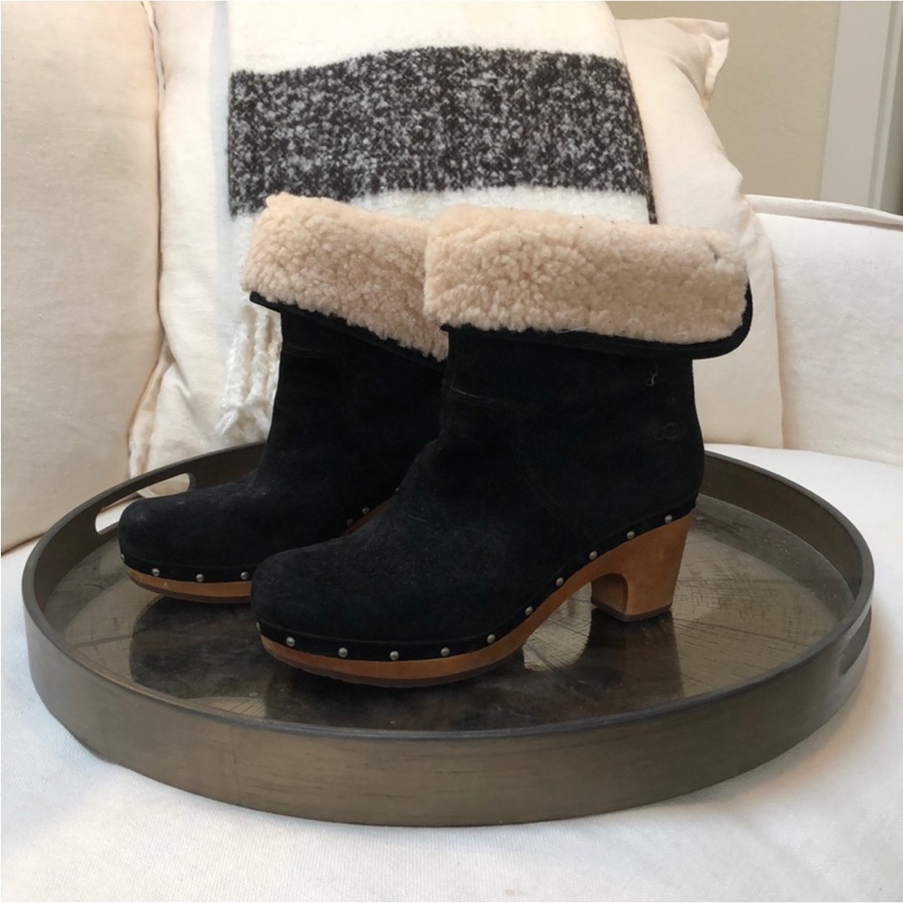 Ugg Lynnea Black Suede Shearling Clog Boots 8